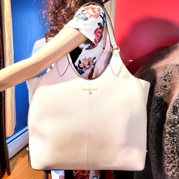 🔥SOLD🔥🆕️NWT BETH Michael🌻Kors LG Tote Shoulder bag/Ivory👜 - Picture 13 of 14